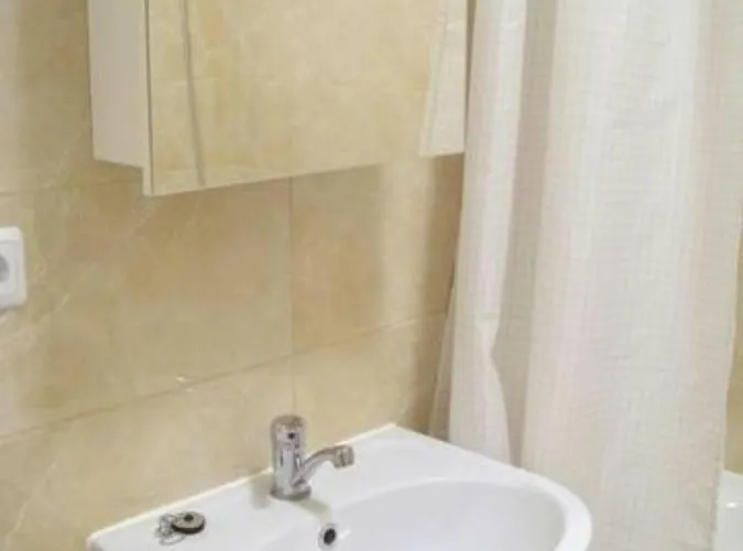 Near Panorama Self Check-in Garage Free Apartment *