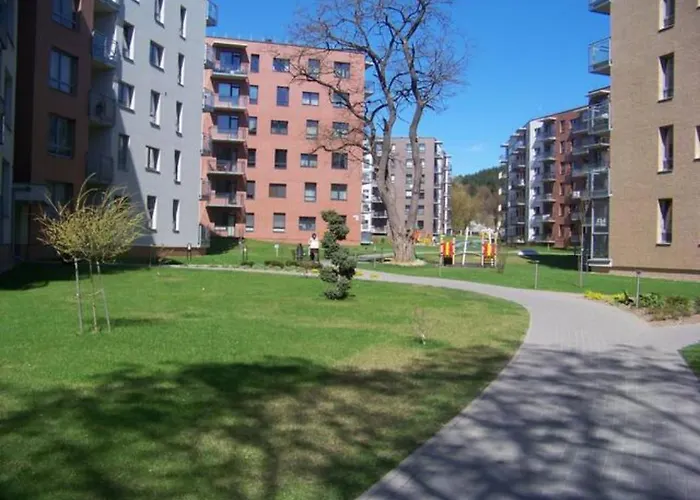 Apartment Near Panorama Self Check-in Garage Free *